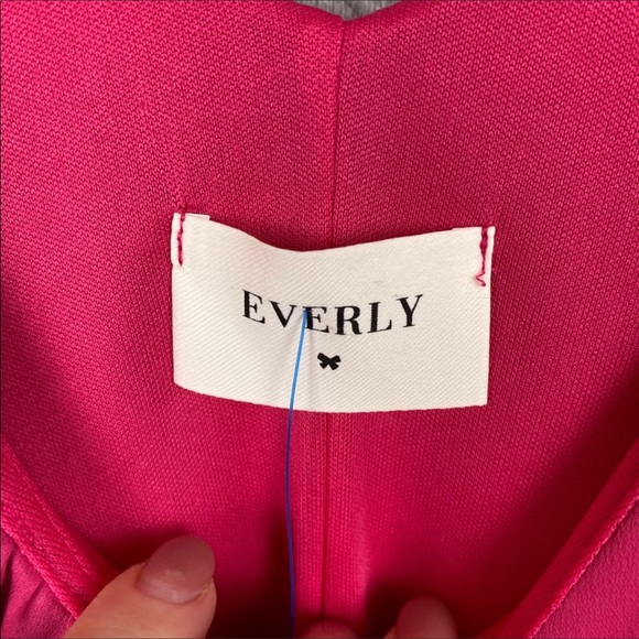 Everly Fuchsia Pink Ruffle Front Dress Size Small - Picture 8 of 16